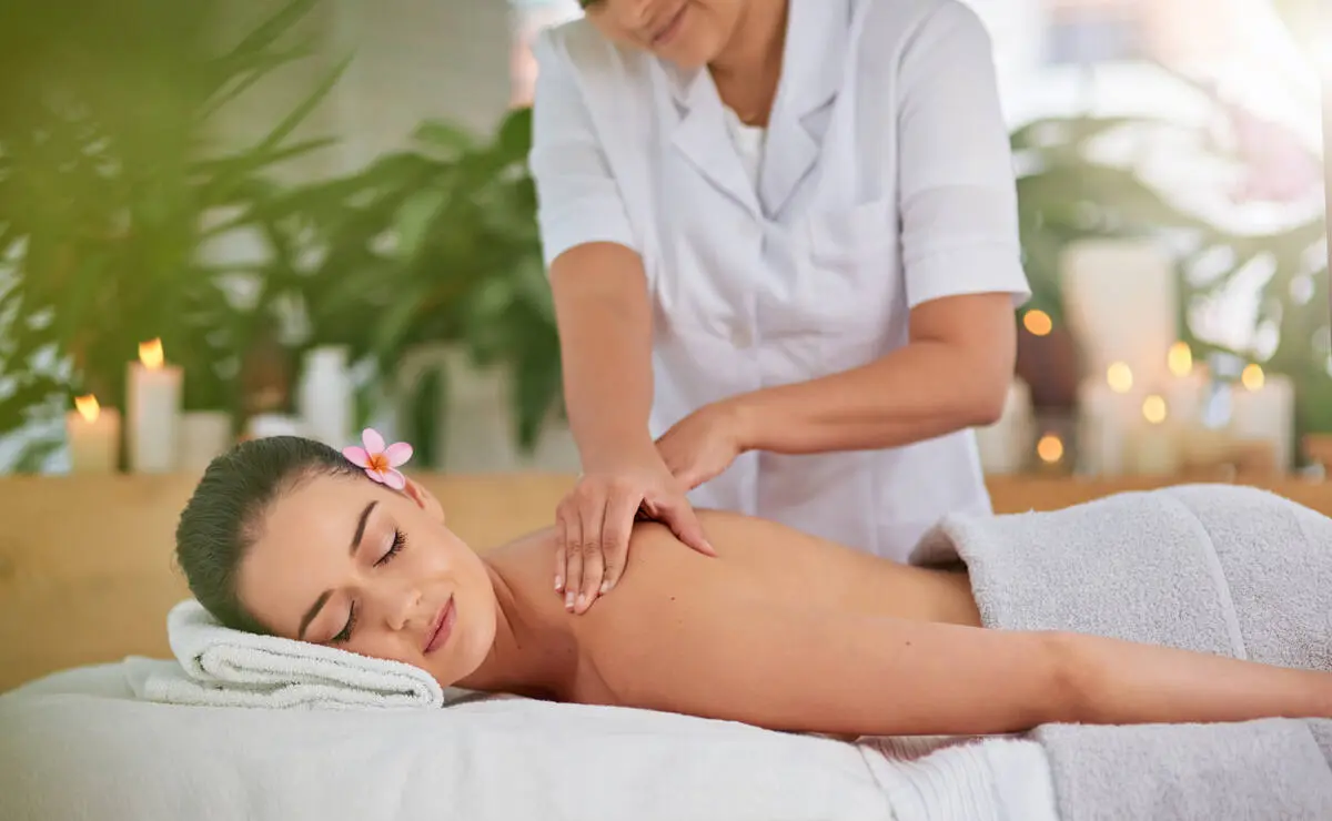 1,949 WhatsApp inquiries for a massage studio in Israel